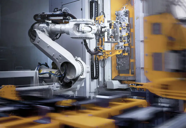 探讨工业机器人4大控制方式