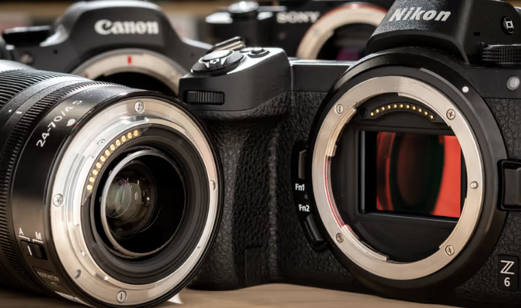 6款最佳全画幅无反光镜相机 - 2024年摄像机品牌冬季评测